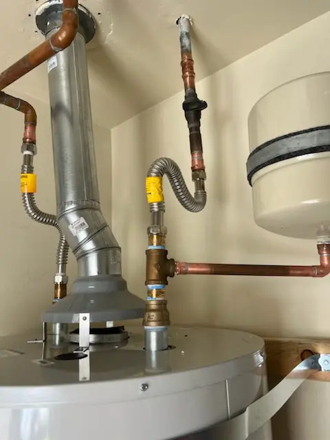 Water heater installation and plumbing repair in Shackelford Estates